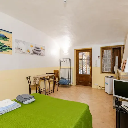 Zen In The Center With Free Parking And 24hours Automatic Check-in With Netflix Dazn And *